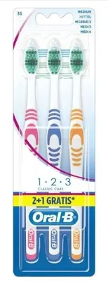 Produktbild von Oral-B 1,2,3 Classic, Zahnbürste, Medium, 3 Stück