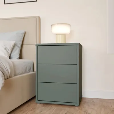Produktbild von Forte ALICE SPRINGS Nachtschrank 50, modern-minimalistisch, 3 Schubladen, Schlafzimmer, Holzwerkstoff, Salbei, 49,8 cm breit x 68,9 cm hoch x 41,5 cm tief