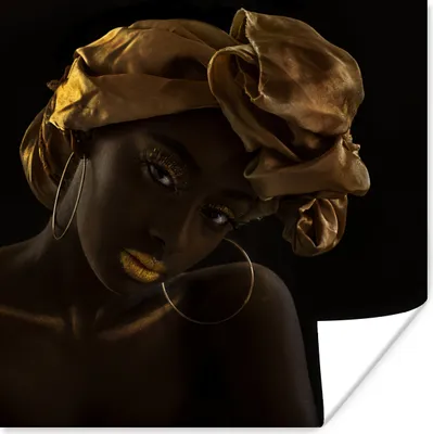 Produktbild von MuchoWow® Poster Frauen - Kopftuch - Gold - Luxus 50x50 cm - Wohnzimmerdekoration