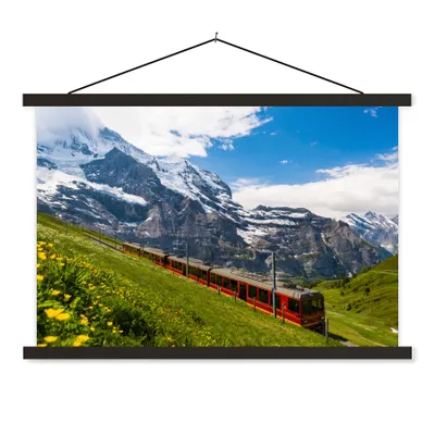 Produktbild von MuchoWow® Textilposter Ein roter Zug in den Alpen 60x40 cm mit schwarzem Rahmen - Hölzernes