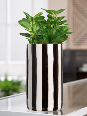 Zdjęcie produktu dla Gilde Vase, Memphis, gestreift, Keramik, schwarz, weiß, VE 8, D. 9 cm Höhe: 17.00 cm Durchmesser: 9.00 cm 34808