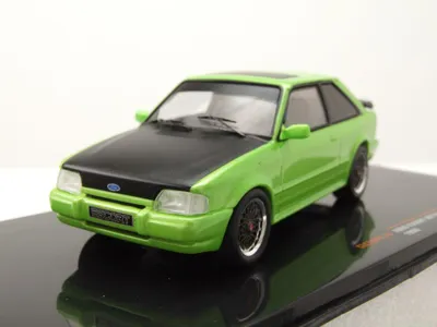 Produktbild von Ixo Models CLC584 Ford Escort MK4 XR3 1990 grün 1:43