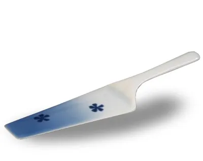 Zdjęcie produktu dla Łyżka do ciasta Thun 1794, czeska porcelana, niebieska wiśnia, Thun