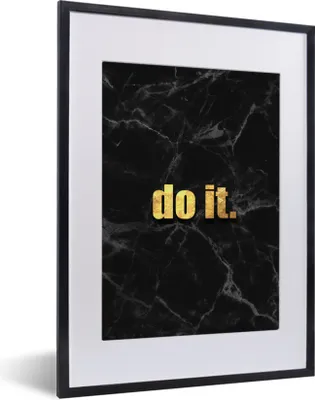 Produktbild von MuchoWow® Gerahmtes Poster Zitate - Motivation - Gold - Schwarz 30x40 cm - Poster mit Schwarzem Bilderrahmen Wandposter Rahmen Foto Bilder - Wandposter Schlafzimmer