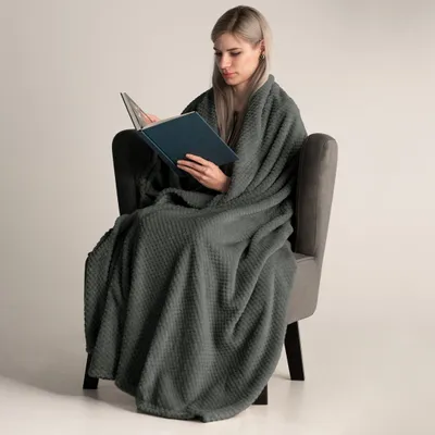 Produktbild von Kuscheldecke Fleece kuschelig weich Tagesdecke 70 x 150 cm -  Dunkelgrau