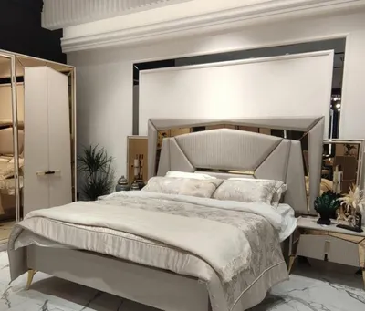 Produktbild von Komplett Schlafzimmer Doppelbett Nachttische mit Spiegel Beige Gold 3tlg