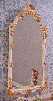 Produktbild von Casa Padrino Luxus Barock Spiegel Weiß / Gold H. 111 cm - Prunkvoller Barockstil Wandspiegel -  Italy