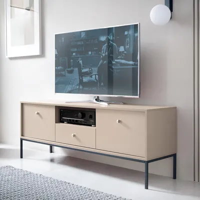 Produktbild von Komodee, TV-Schränk MONCTON - Beige - Metallgriffe - Breite 154 cm, Höhe 56 cm, Tiefe 39 cm