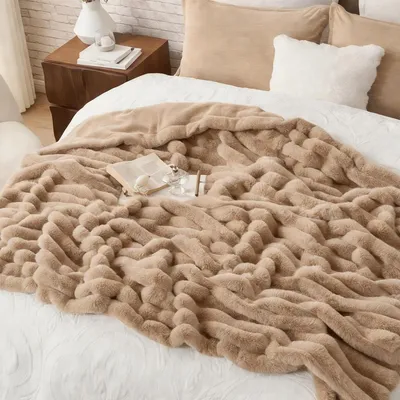 Produktbild von Kuscheldecke 150x200 cm, braun-kahki, weich & atmungsaktiv, doppelseitig, Sofa & Bett