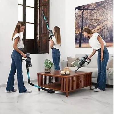 Produktbild von Cecotec Conga Rockstar 2500 Thunder Pet Flex Aspirapolvere Senza Sacco 400W