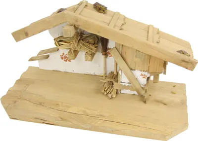 Produktbild von Krippenstall Aschau mittel 39x19x20 cm für 10-12 cm Figuren aus Holz