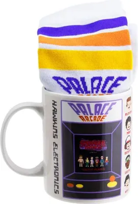 Zdjęcie produktu dla Kubek i skarpetki Stranger Things
