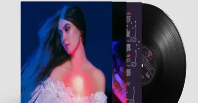 Immagine prodotto di Weyes Blood - And In The Darkness, Hearts Aglow - (LP / A)