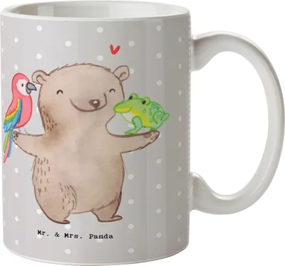 Produktbild von Mr. & Mrs. Panda Becher Tierwirt Herz - Grau Pastell - Geschenk, Teetasse, Schweine, Bauernhof, Keramiktasse, haferl, Tiere, Kaffeetasse, Farmer, Kaffeebecher