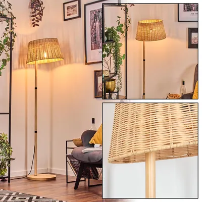 Produktbild von Dello Stehlampe mit Holzfuß und Schirm aus Rattan