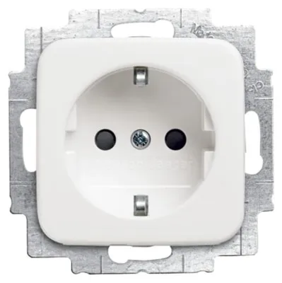 Zdjęcie produktu dla Busch-Jaeger 2013-0-5319, CEE 7/3, 2P+E, Biały, 250 V, 16 A, 71 mm