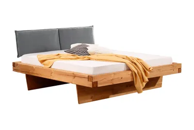 Produktbild von Woodroom Massivholzbett Ypern 160x200 cm – Kiefer massiv eichefarbig geölt, Cord-Kopfteil Taupe, Holzwange