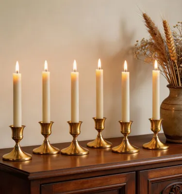 Produktbild von Set von 6 Metallkerzenhaltern in Gold