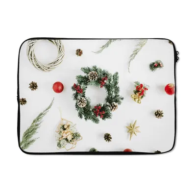 Produktbild von MuchoWow® Laptop Hülle 13 Zoll Winter - Kranz - Weihnachten Laptoptasche - Laptophülle - Sleeve - Rundumschutz