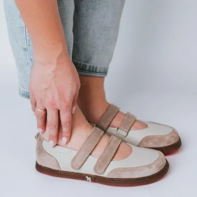 Produktbild von Magical Shoes Damen Ballerinas, Modell "Barefoot", Farbe Beige, Größe 39 EU