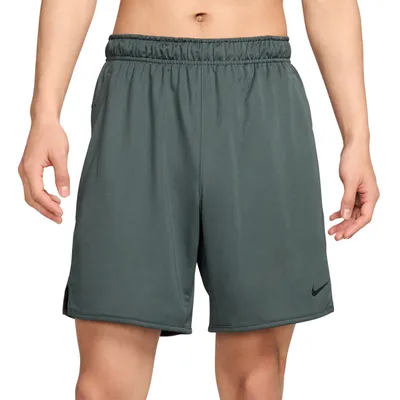 Produktbild von Nike Dri-FIT Totality Short Herren