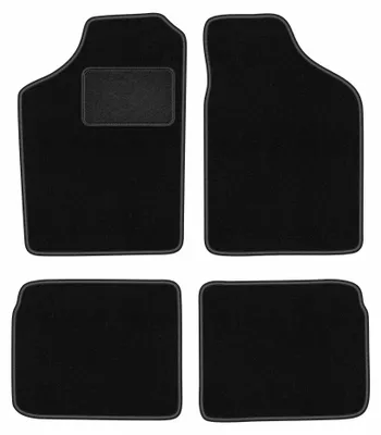 Produktbild von Velours-Fußmatten für Volkswagen Polo II 1981-1992 (Coupé/Schrägheck/Limousine) – 4-tlg, Schwarz, passgenau – Wielganizator LUX