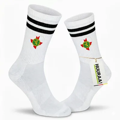 Produktbild von Huuraa Uni Socken Alderney Flagge Herz 37/41 Black Baumwolle Tennissocken Geschenkidee