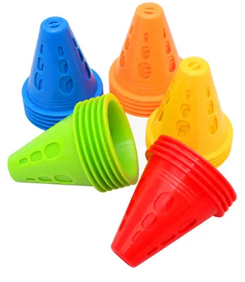 Immagine prodotto di Solidchoice - Coni per slalom sul ghiaccio - Attrezzatura per l'allenamento - Multicolore - Per l'allenamento sportivo - Adatto per calcio e pattinaggio - Confezione da 50 pezzi