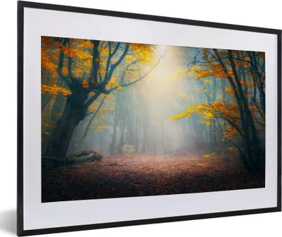 Produktbild von MuchoWow® Gerahmtes Poster Wald - Nebel - Herbst 60x40 cm - Poster mit Schwarzem Bilderrahmen Wandposter Rahmen Foto Bilder - Schlafzimmer - Plakat in Rahmen - Drucken