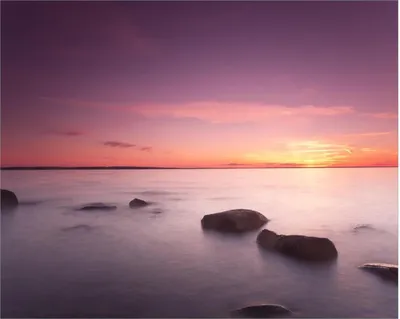Produktbild von Wallario Poster - Nebel am See bei Sonnenuntergang, Kunstdruck Größe: 40 x 50 cm