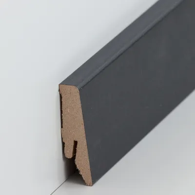 Produktbild von Sockelleiste Schwarz 18 x 58 MDF foliert Fußleiste Modern