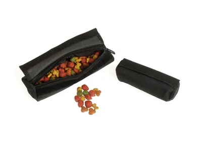 Zdjęcie produktu dla Smoczek na przekąski do szkolenia i tresury psów 220x70mm czarny