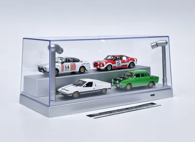 Obrázek produktu pro Plexisklová vitrína s LED osvětlením pro modely - Stříbrný podstavec 1:43 / 1:24 Triple9
