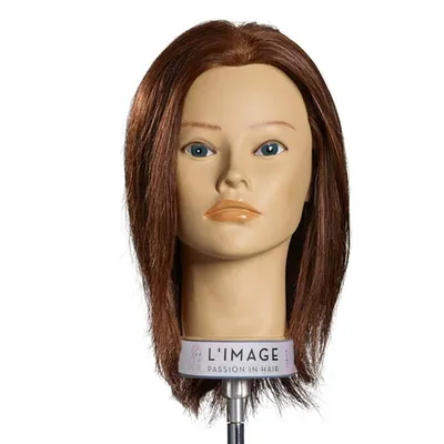 Produktbild von Trainingskopf Rita, menschliches Echthaar, Haarlänge ca. 20 cm, Haarfarbe dunkelblond, vom Wirbel gestochen