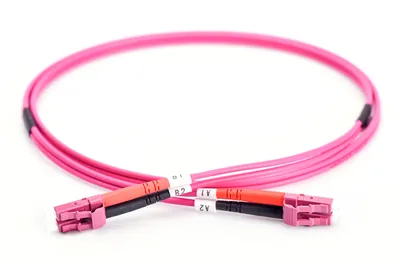 Produktbild von DIGITUS DK-2533-05-4 – Glasfaserkabel OM4 – 5 m – LC zu LC – Duplex LWL Kabel – 1/10/40/100 Gbit/s – MM Multimode Glasfaser LAN Kabel – Fasertyp: 50/1