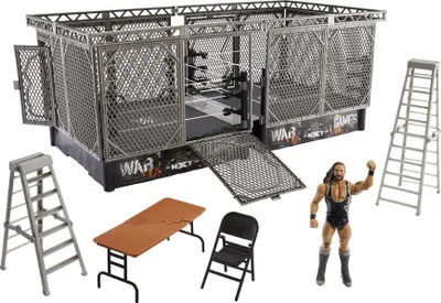 Immagine prodotto di Set WWE NXT TakeOver War Games con 2 ringhini NXT, una figura di Keith Lee, 2 gabbie di collegamento con elementi rimovibili, 2 scale, una sedia, un tavolo e altro ancora; adatto a bambini dai 6 anni in su