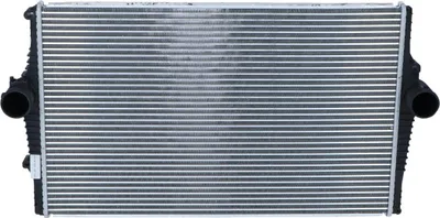 Produktbild von Ladeluftkühler 688 mm - 421 mm NRF passend für u.a. VOLVO S60