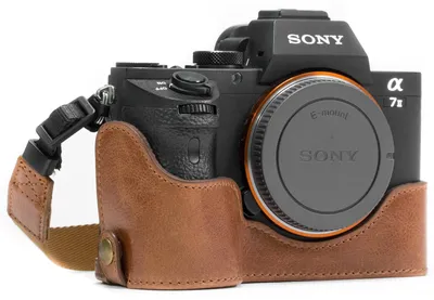 Image de MegaGear MG1130, étui de protection pour appareil photo, compatible avec Sony Alpha A7S II, A7R II, A7 II, couleur marron