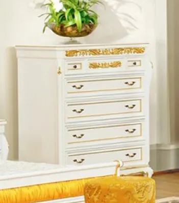 Produktbild von Casa Padrino Luxus Barock Kommode Weiß / Gold - Prunkvolle Barockstil Schlafzimmer Kommode - Luxus Schlafzimmer Möbel im Barockstil - Barock Schlafzimmer Möbel