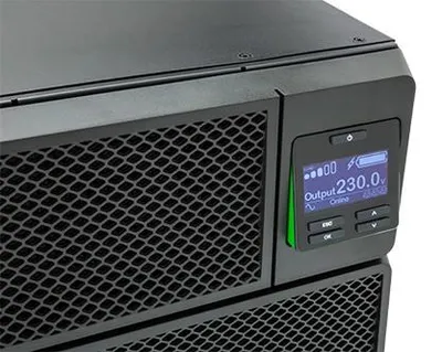 Produktbild von APC Smart-UPS SRT 5000 VA, Rackmontage, 230 V, Marine, Doppelwandler (Online), 5 kVA, 4500 W, Reiner Sinus, 160 V, 275 V