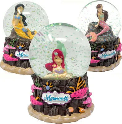 Produktbild von Schneekugel Meerjungfrau mit Glitzer - Hochwertige Schüttelkugel aus Glas | Dekofigur Meerjungfrau in 3 Varianten [Eine via zufällige Auswahl] | Deko Wassernixe Kugel Höhe 9 cm [1 Stück]