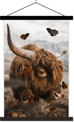 Produktbild von MuchoWow® Textilposter Schmetterlinge - Schottische Hochlandrind - Blumen 60x90 cm mit schwarzem Rahmen - Poster Wohnzimmer