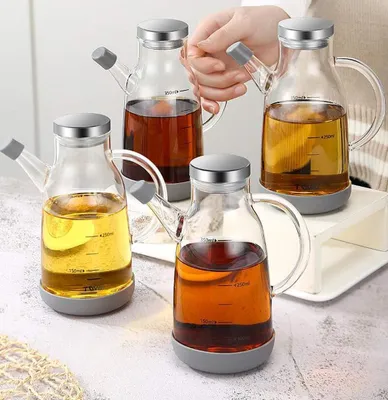 Obrázek produktu pro Skleněný dávkovač oleje 750 ml – nekvapkající kuchyňský ocet na grilování – s váhou – protiskluzová rukojeť – pro použití v kuchyni