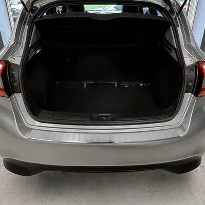 Obrázok produktu pre Ochranný nárazník pre Nissan Pulsar 5door 2014-2018 brúsený chróm