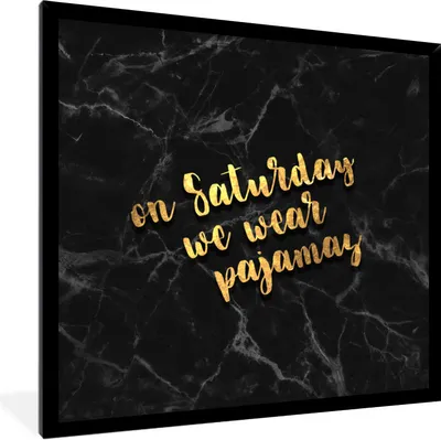 Produktbild von MuchoWow® Gerahmtes Poster Zitate - Pyjamas - Schwarz und Gold 40x40 cm - Poster mit Schwarzem Bilderrahmen Wandposter Rahmen Foto Bilder - Mit Rahmen - Wanddekoration Schlafzimmer