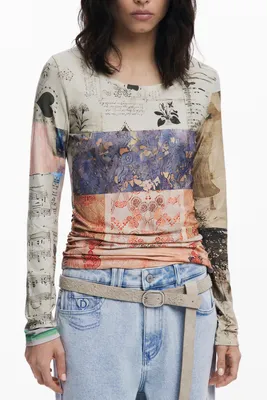 Produktbild von Beiges Langarmshirt für Damen mit Fantasiemuster und weitem Ausschnitt
