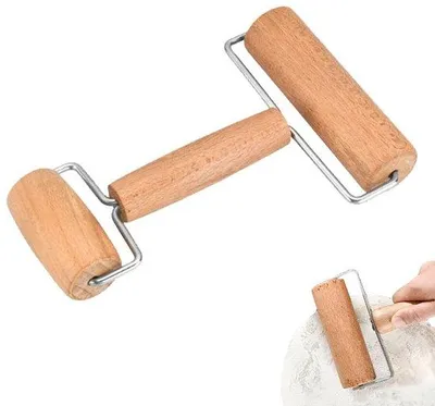 Image de Rouleau à pâte en bois à roulettes, double face, pour pizza