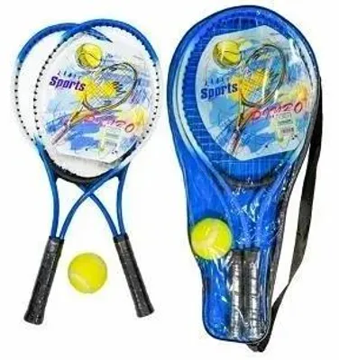 Image de Des raquettes, une balle et un sac de tennis