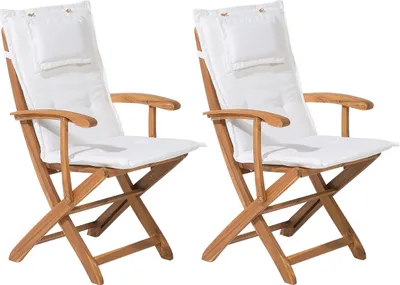 Produktbild von BELIANI Gartenstuhl aus Holz 2er Set mit Auflagen in Cremeweiss mit bequemen Armlehnen UV-Beständigkeit Klasse Modern