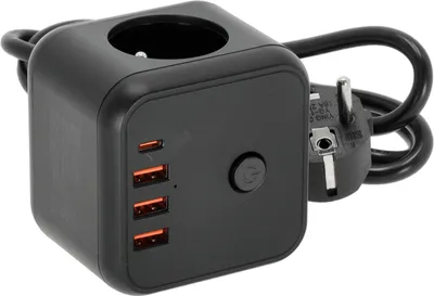 Image de Rallonge multiprise KOBI LINEA PRO CUBE C Noir 3 compartiments multiprise avec 3xUSB et 1 USB-C, max 3600W multiprise max. 16A Rallonge 1,5 m